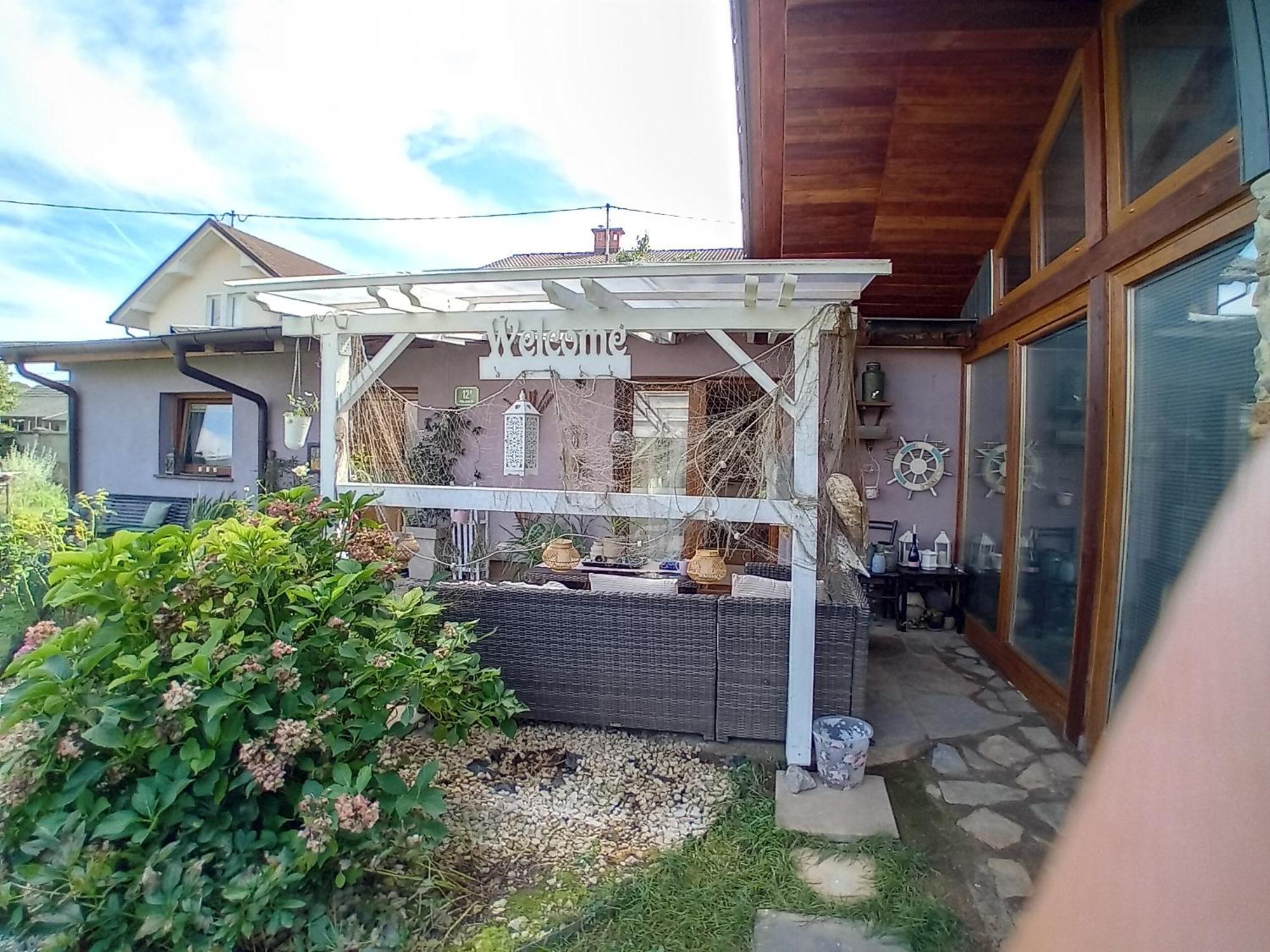 Rose Room 40M2 With Terrace 25M2 In Greeny Area For 4 Person ลูบลิยานา ภายนอก รูปภาพ